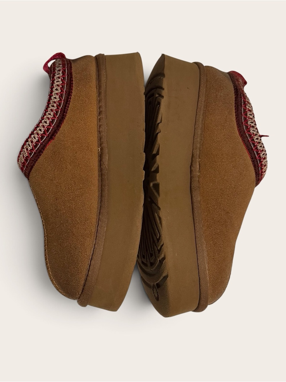 UGG Kids Chestnut Suede Slip-On Clog with Red Accent Collar - Picture 6 of 9